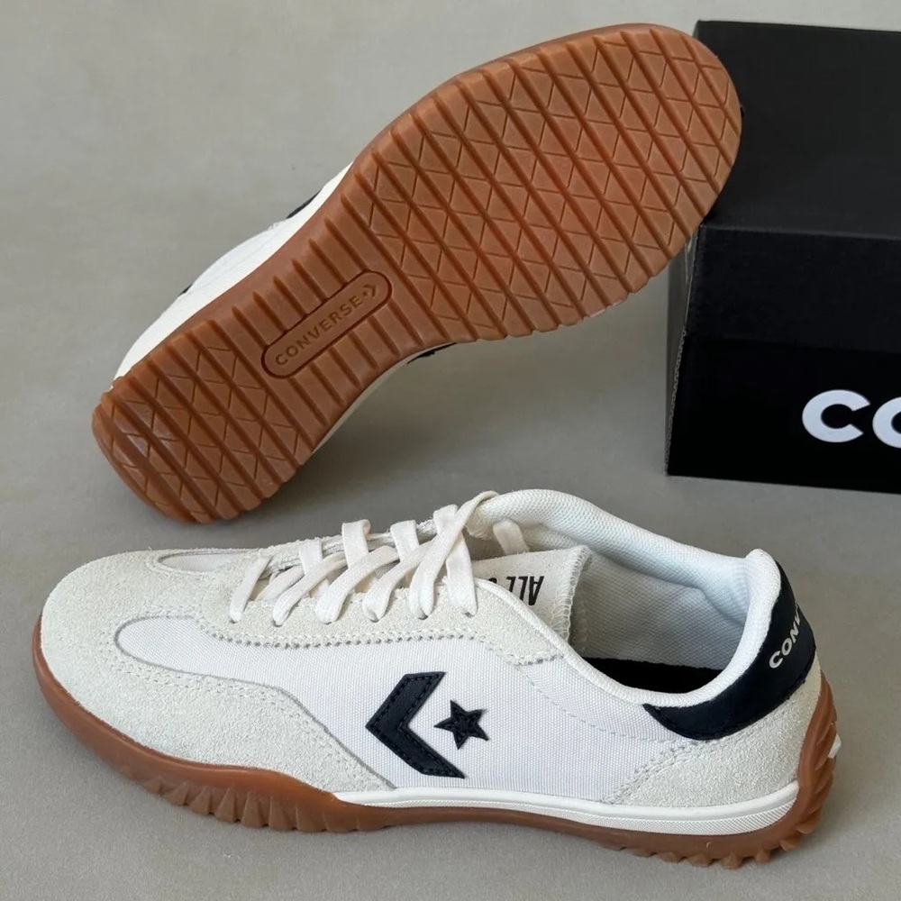 Women’s Converse Run Star Trainer Casual Shoes - Egret/Black/Honey A08262C - Picture 3 of 12
